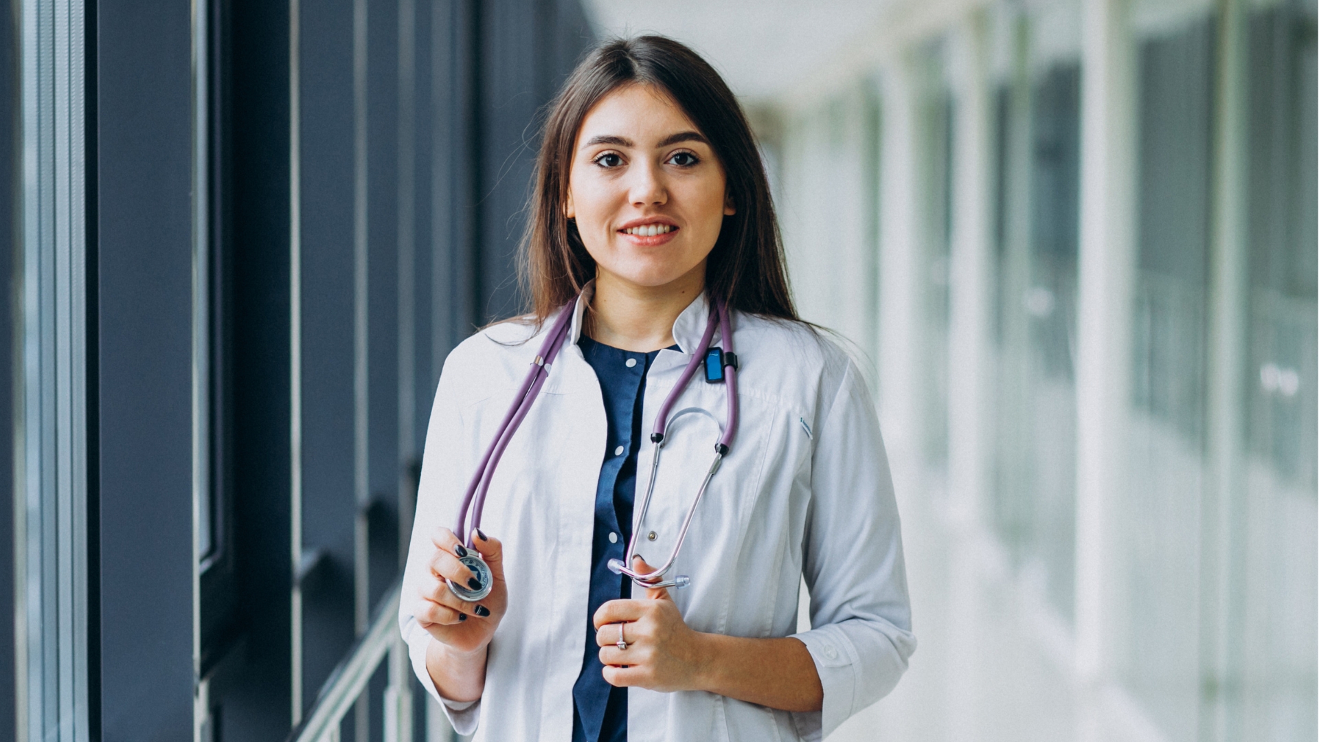 How to Become a Travel Medical Assistant: Step-by-Step Guide